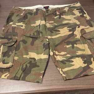 Men's Camouflage Cargo Shorts